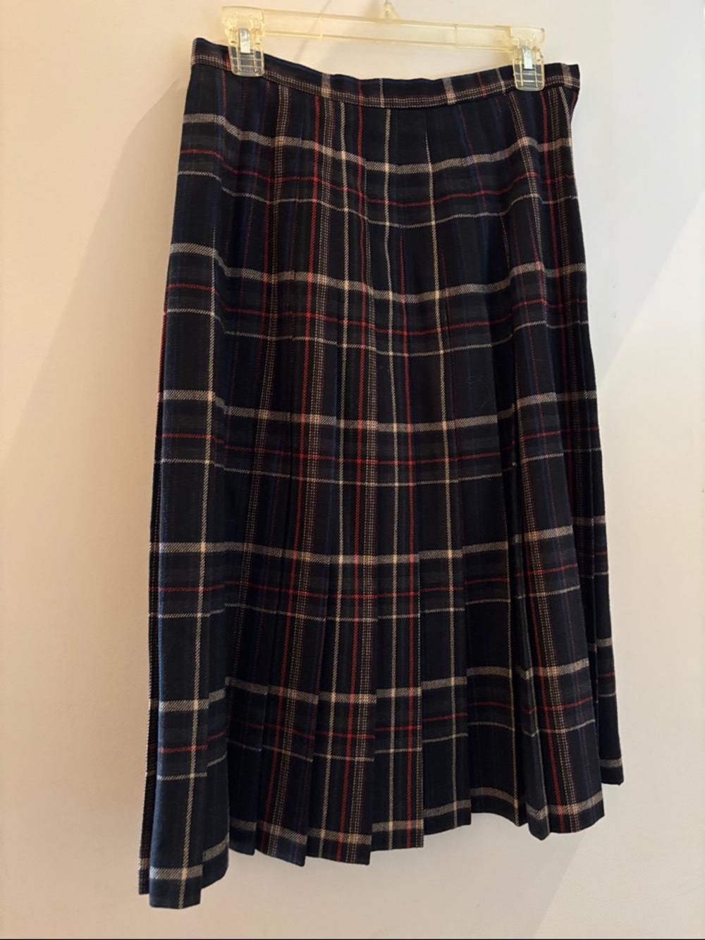 Vintage Evan Picone Navy Plaid Pleated A-Line Skirt with Red & Cream Stripes